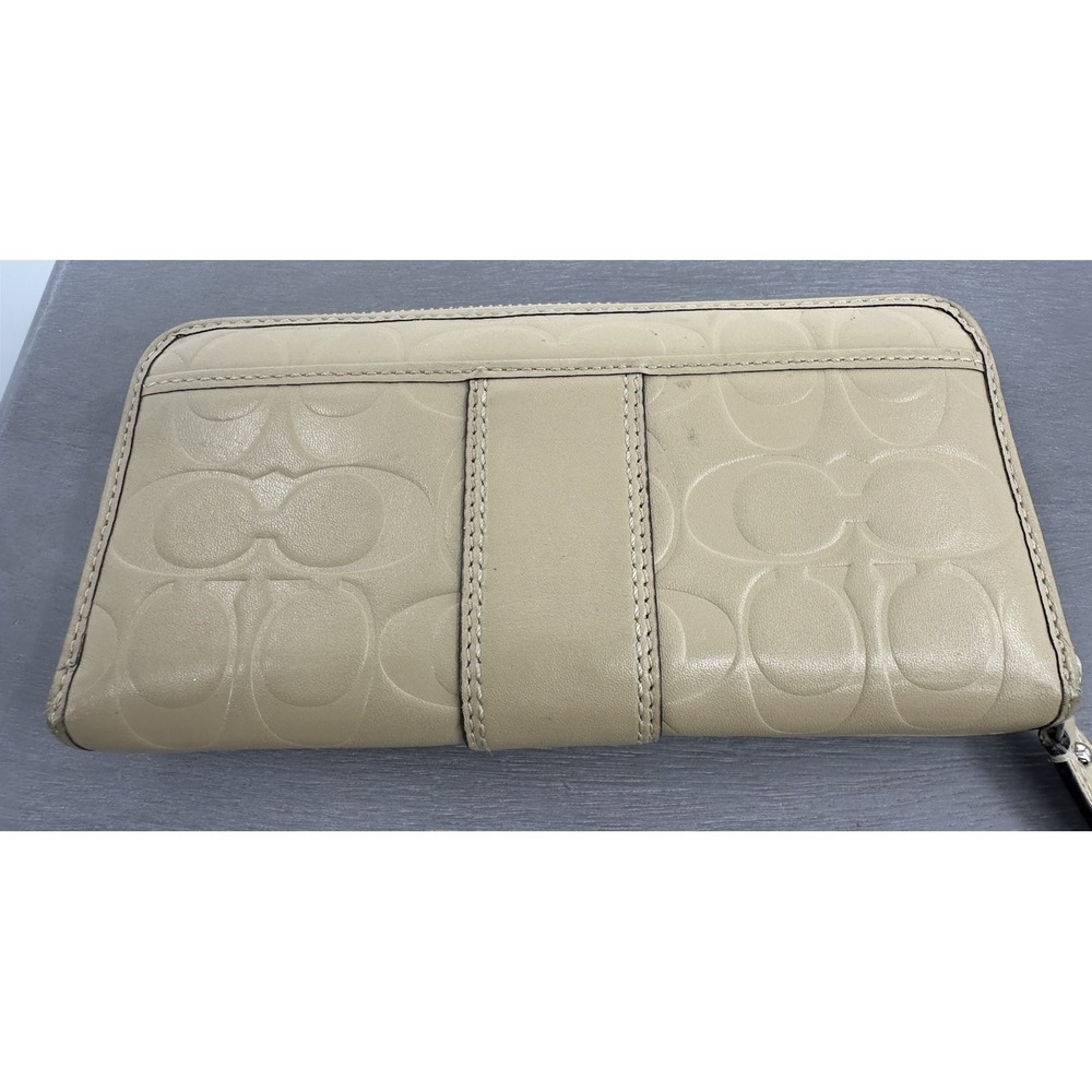 Coach Campbell Embossed Leather Wallet‎ Clay Bisque Large Zip Around RARE - Picture 3 of 11